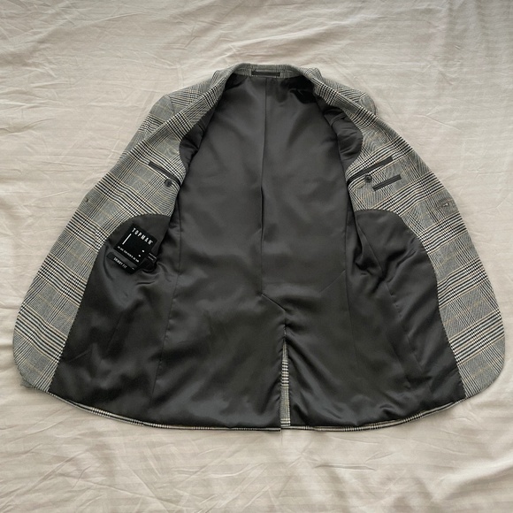 Topman 2-piece Suit Jacket & Pants - Picture 5 of 9